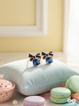 A Pinch of Cuteness - Little cubic bow Earrings 