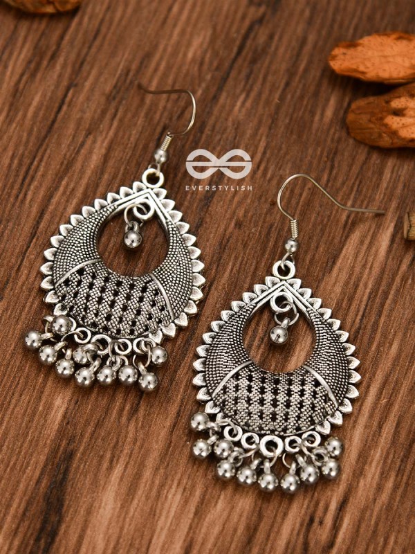The Intricate Mesh Droplets (Silver) - Oxidised Boho Earrings