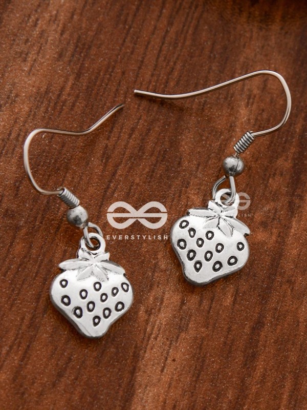 The Little Enticing Strawberries - Tiny Trinket Earrings
