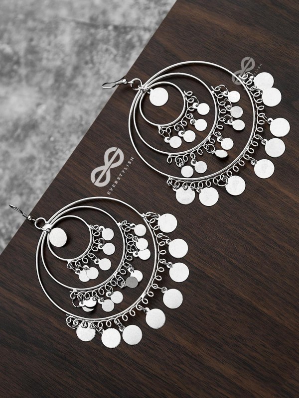 The Playful Delight - Elegant Circular Danglers (Silver)