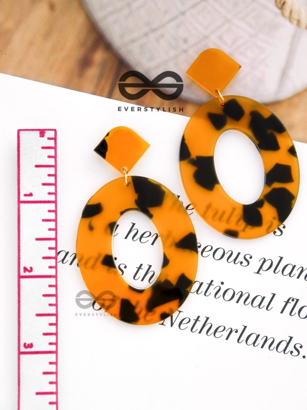 The Hypnotic Hues (Leopard) - Statement Acrylic Danglers