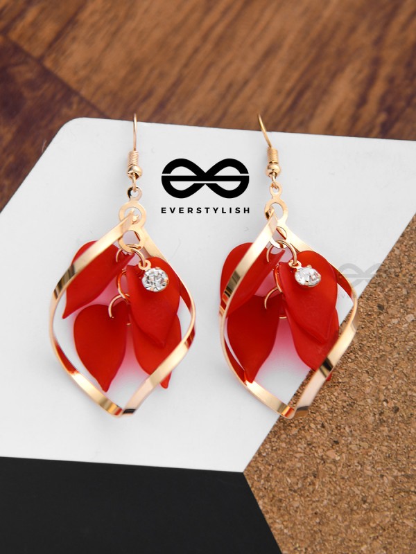 A Twisty Tale - Golden Casual Danglers (Rose Red)
