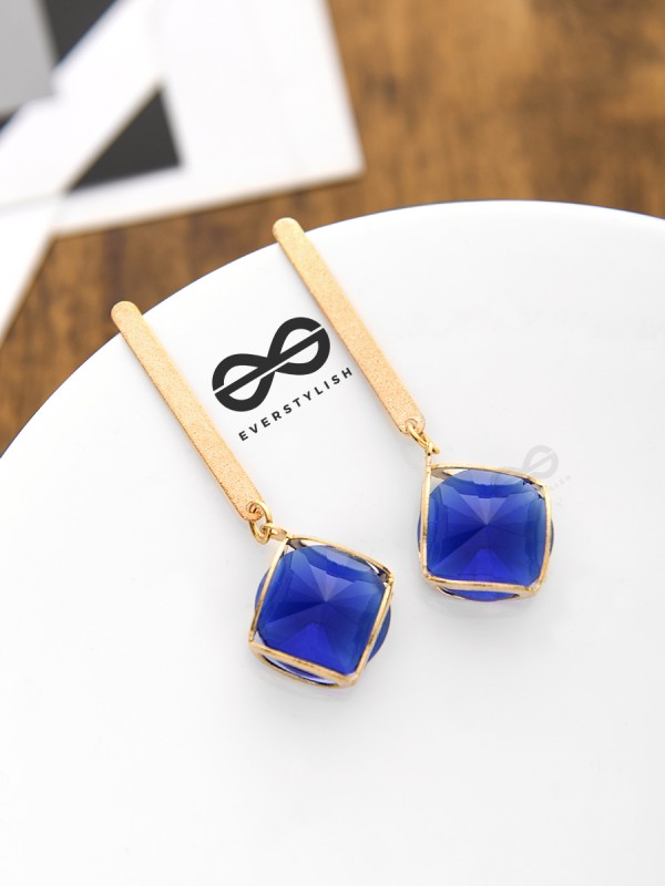 The Dangling Elegance (Blue) - The Golden Charm Collection