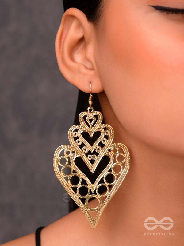 The Multilayered Intricate Hearts - The Golden Charm Collection