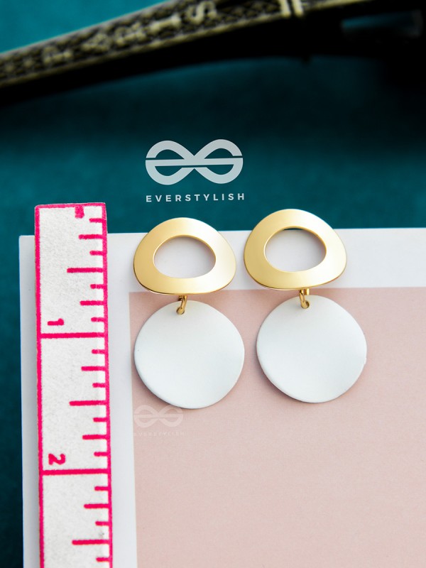 The Geometric Glam Earrings - Golden White