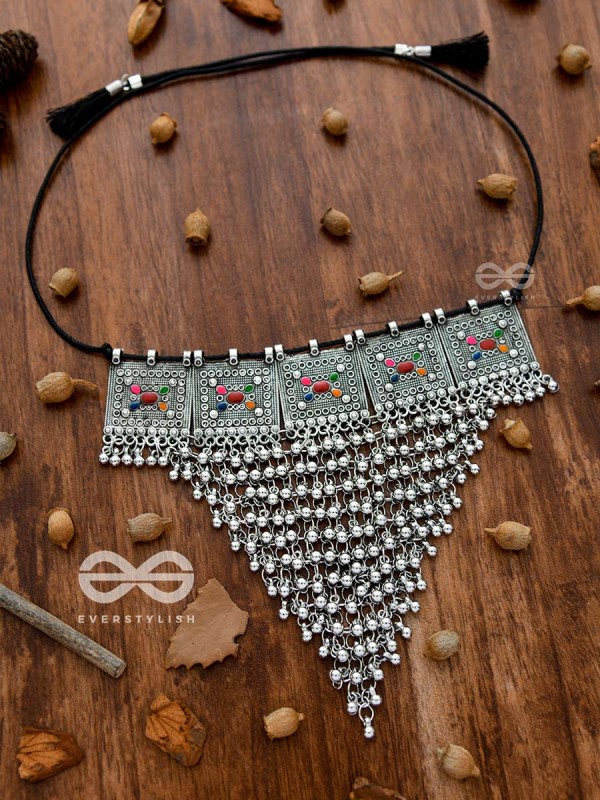 The Statement Enamelled Jhaalar Choker
