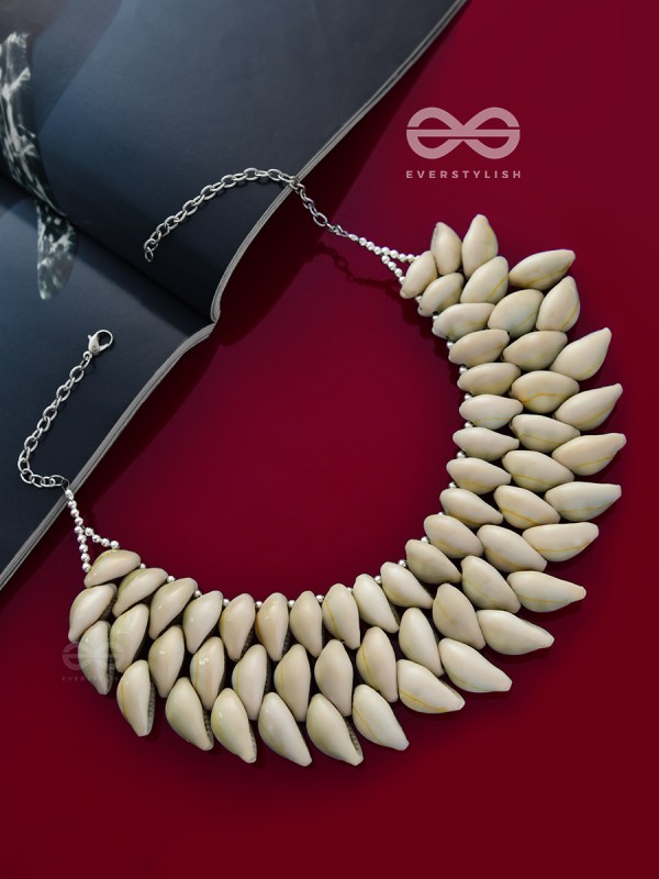 The Goddess of the Sea - Statement Shell Neckpiece