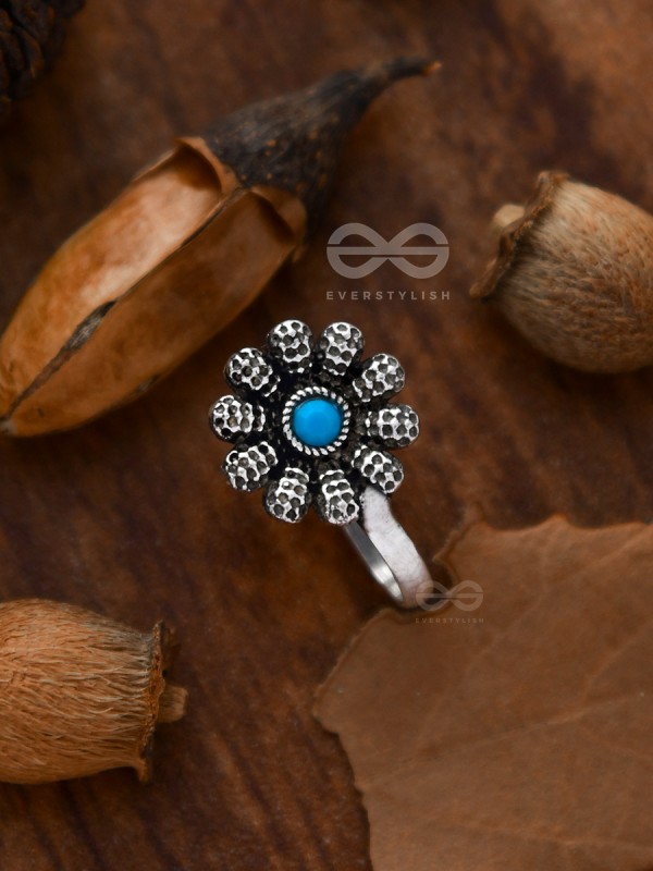 The Floral Fantasy - Embellished Non-pierced Nosepin (Turquoise)