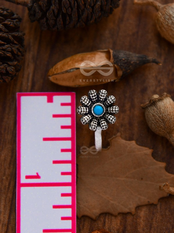 The Floral Fantasy - Embellished Non-pierced Nosepin (Turquoise)