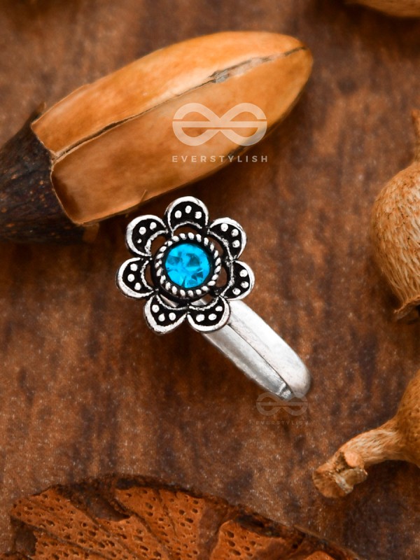 The Floral Delight - Embellished Non-pierced Nosepin (Shimmery Blue)