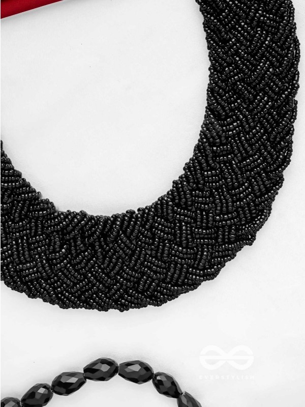 The Beauteous Braided Criss-Cross Beaded Necklace (Black)
