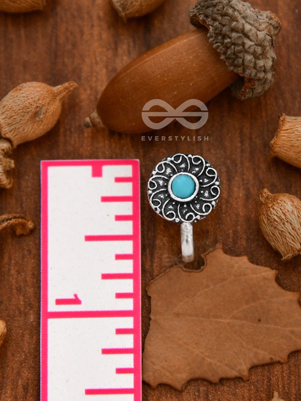 The Embellished Whirlwind - Oxidised Non-pierced Nosering (Sky blue)