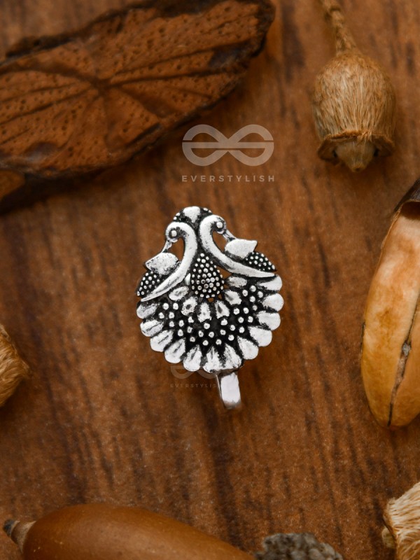 The Artsy Peacocks - Non-Pierced Boho Nosering