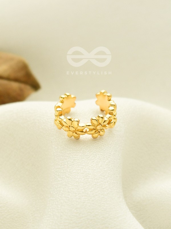 Daisies in a band- Golden Adjustable Ear cuff (One Ear)