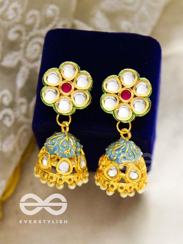 The Royal Indulgence - Statement Golden Set of Neckpiece and Earrings