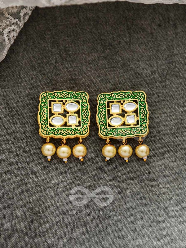The Windows of Opulence - Set of Statement Choker and Earrings( INDIA GREEN)