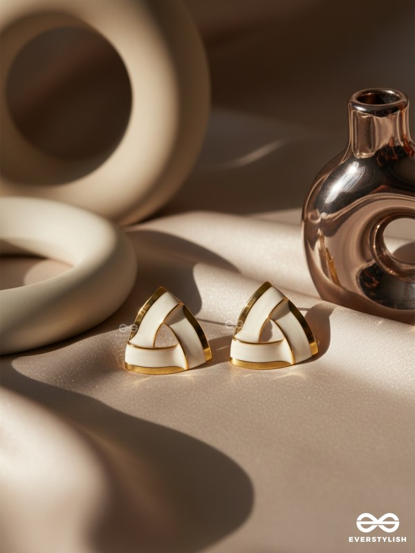 Miss Minimilist - ELegant Enamel  Earrings