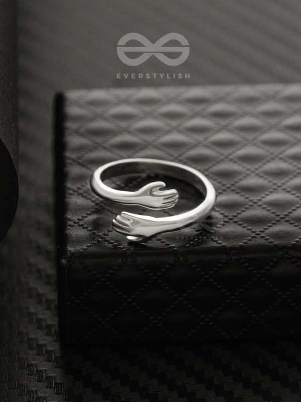 Hugs of Affection - Casual Silver Ring