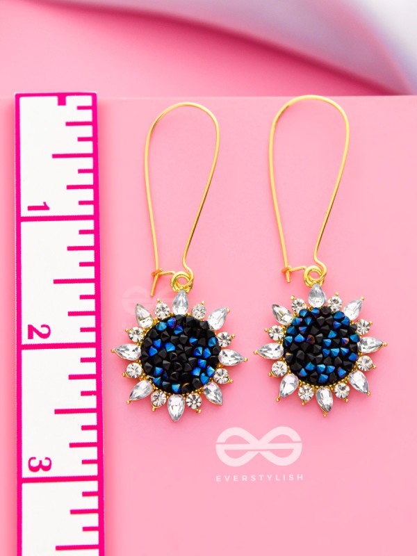 The Gleaming Sun- Dangle Earring (Oxford Blue)
