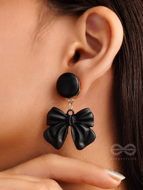 Take a Bow - Statement Earrings (Black)