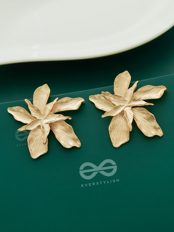Autumn on my Ears - Statement Golden Studs