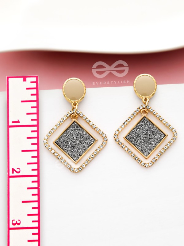 SILVER# GLAM AND GORGEOUS - STATEMENT EARRINGS