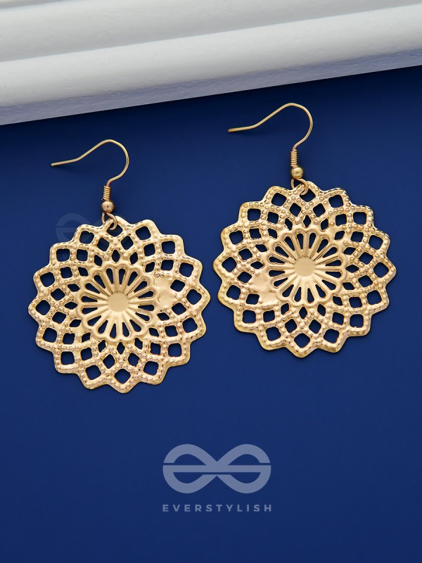 The Geometric Graceful Sun - Golden Casual Earrings