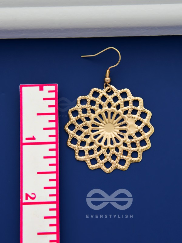 The Geometric Graceful Sun - Golden Casual Earrings