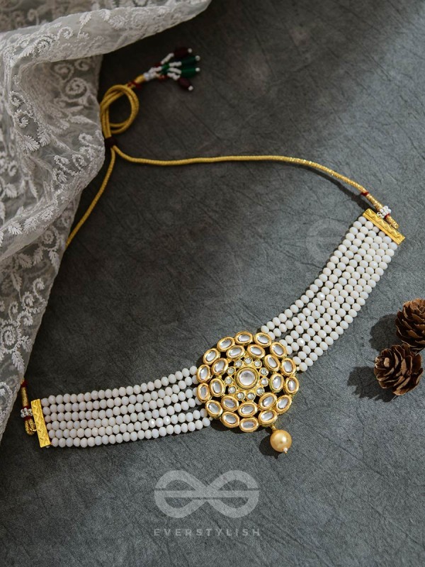 Royalty of the Sultanate - Set of Choker and Earrings (Off White)