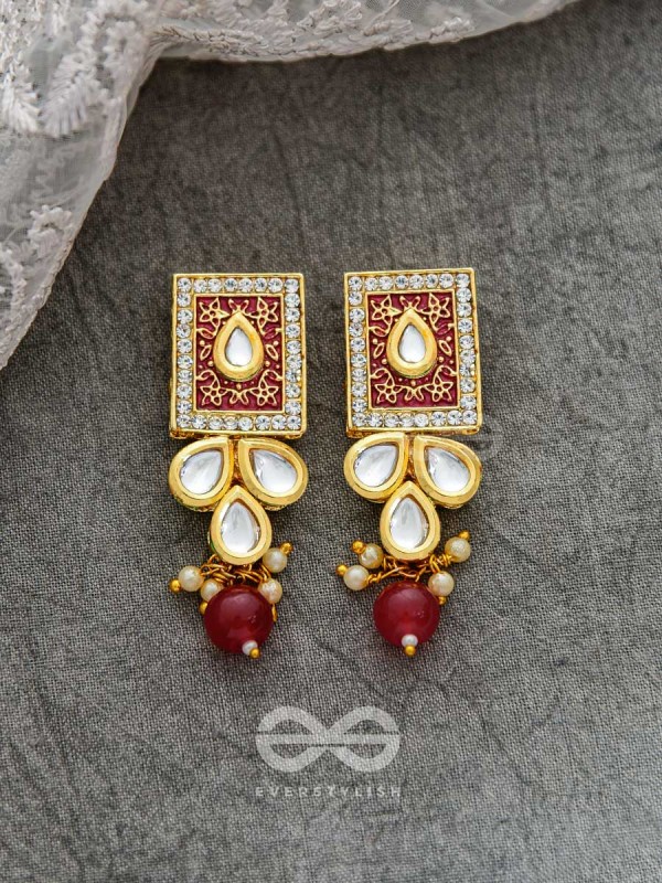 THE ETHERAL ELEGANCE - SET OF STATEMENT CHOKER AND EARRINGS (Pastel pink)