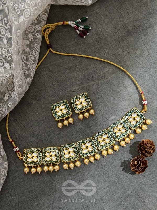 The Windows of Opulence - Set of Statement Choker and Earrings( PINE)