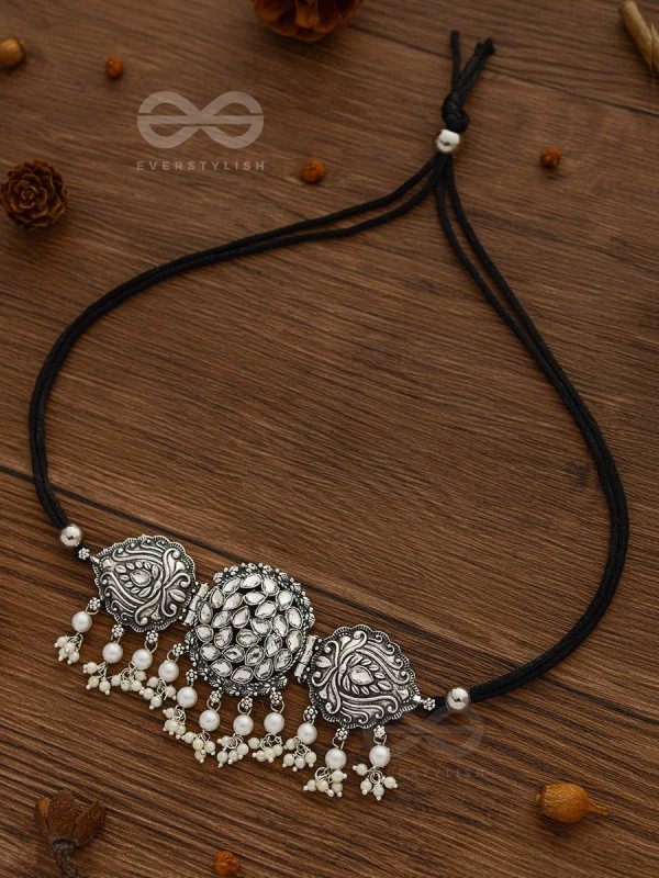 The Intricate Epitome - Embellished Oxidised Set of Choker and Earrings (White)