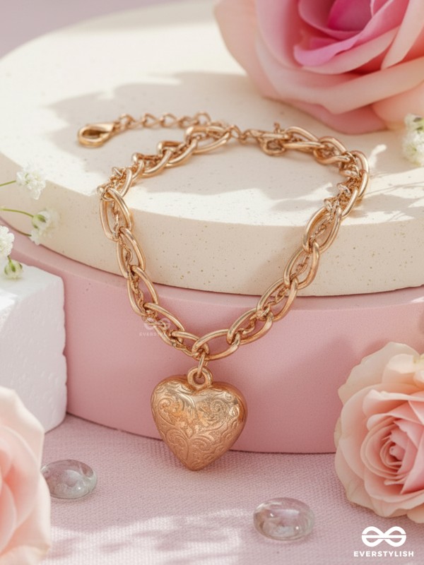 The Heart of Art- Layered Golden Bracelet