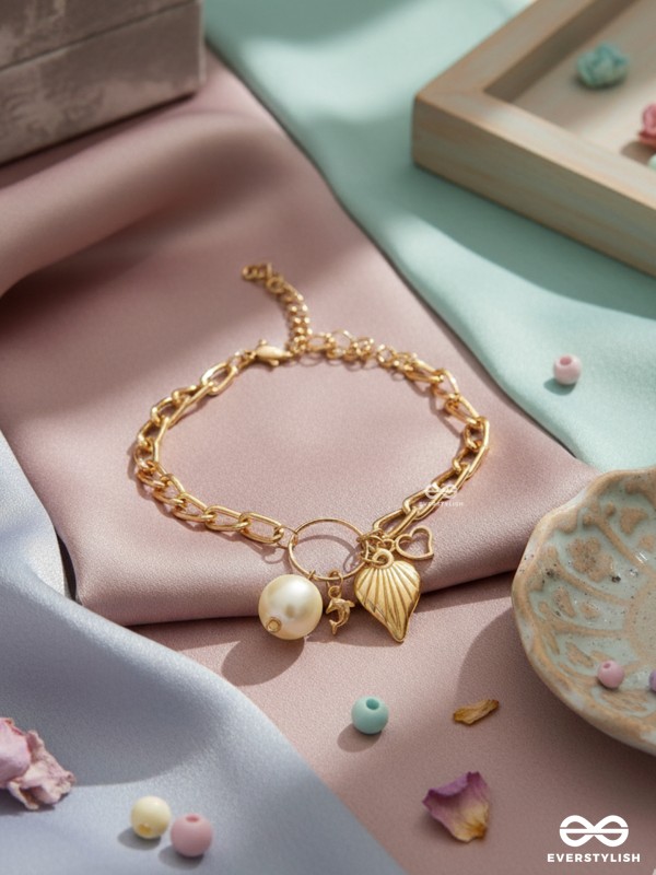 Life's a Beach - Sea-lover's Statement Bracelet