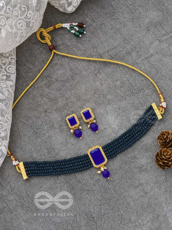 The mystical magnificence - set of statement choker and earrings ( Prussian Blue)