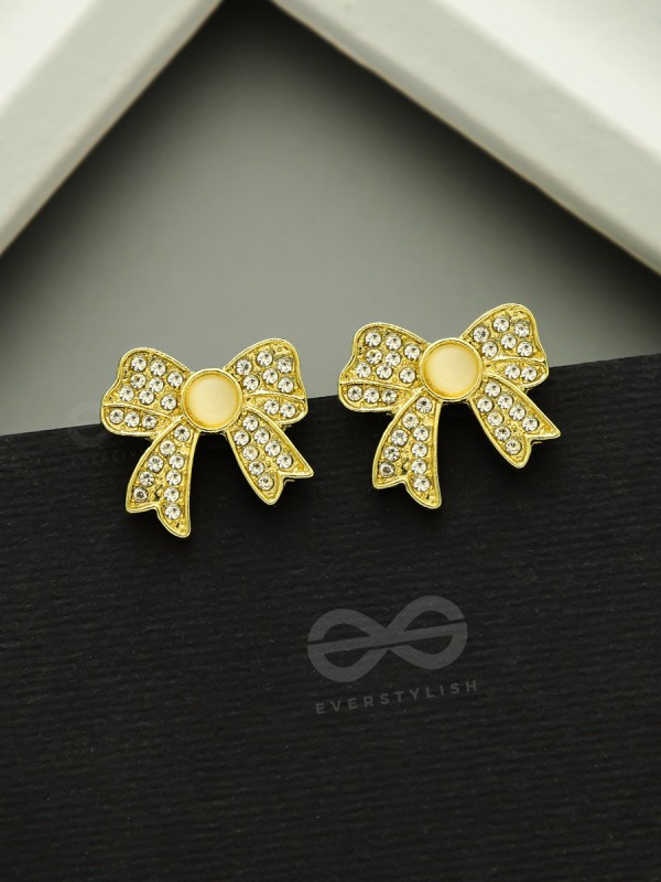 Perfect Presents- CZ and Pearls Studded Golden Earrrings