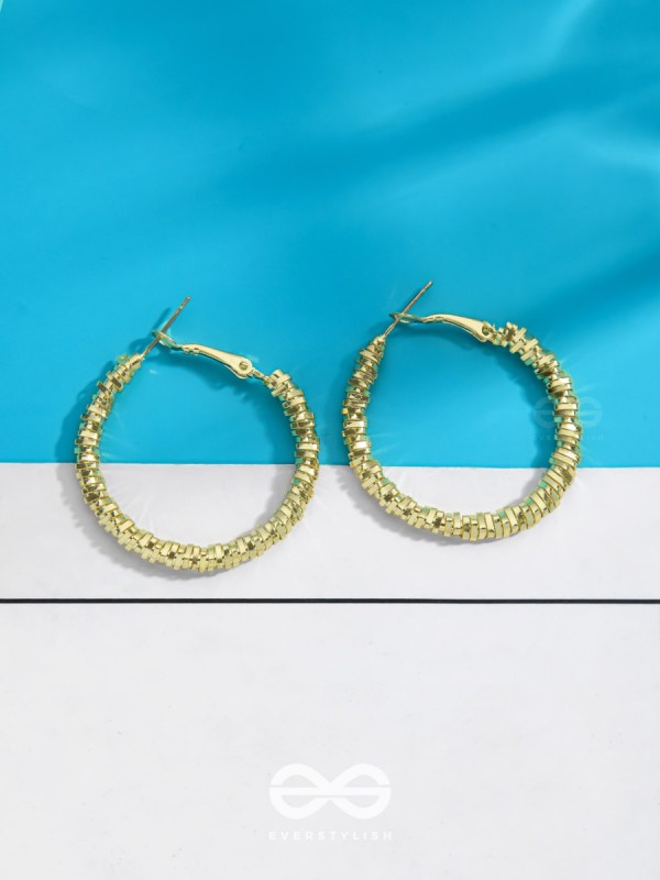 Intertwined Rims- Textured Golden Hoops