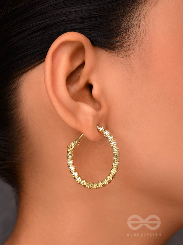 Intertwined Rims- Textured Golden Hoops