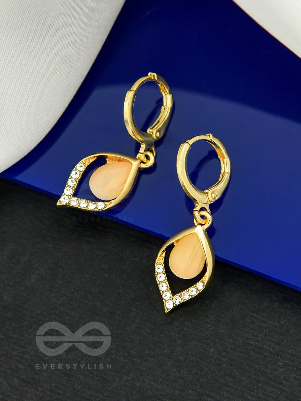 Twinkling Teardrops- Rhinestones Studded Golden Earrings