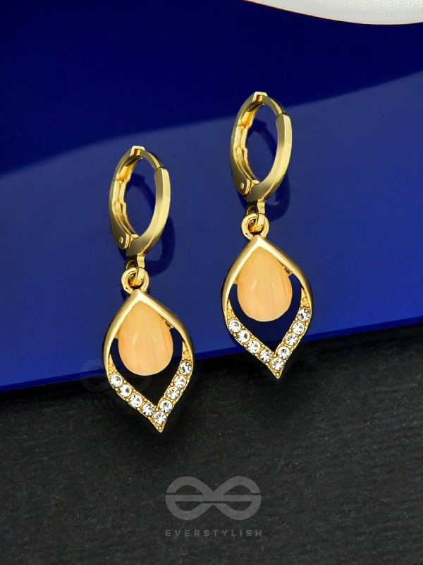 Twinkling Teardrops- Rhinestones Studded Golden Earrings
