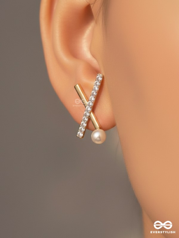Star Crossed- Rhinestones Studded Pearl Golden Earrings