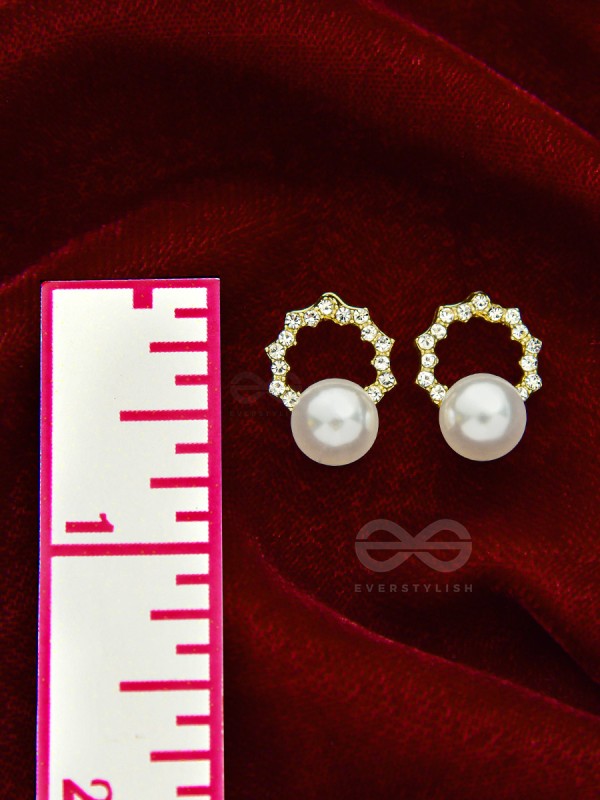 Crowned Pearls- Rhinestones Studded Pearl Earrings