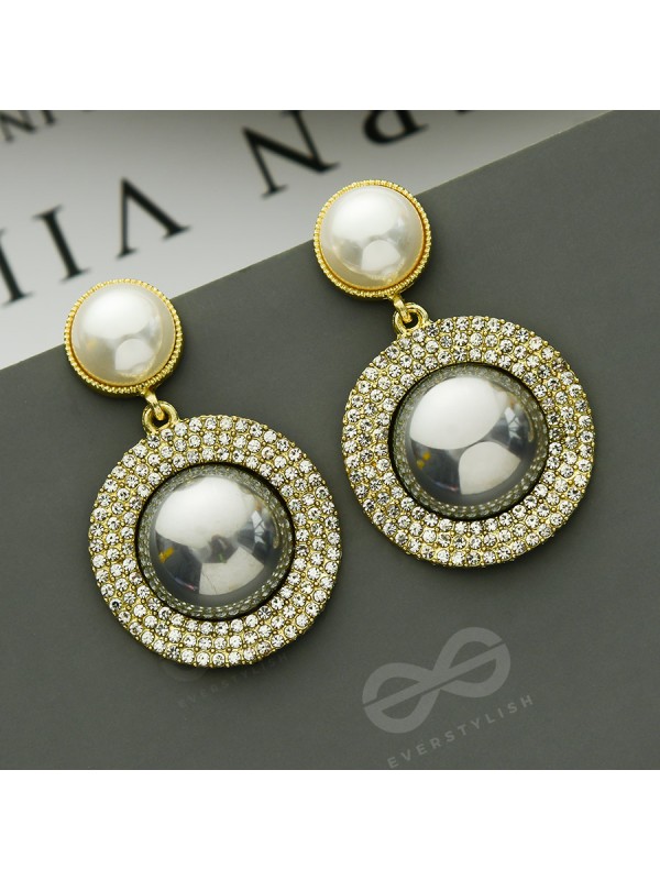 The Ashen Sun- Rhinestones Studded Grey and White Pearl Earrings