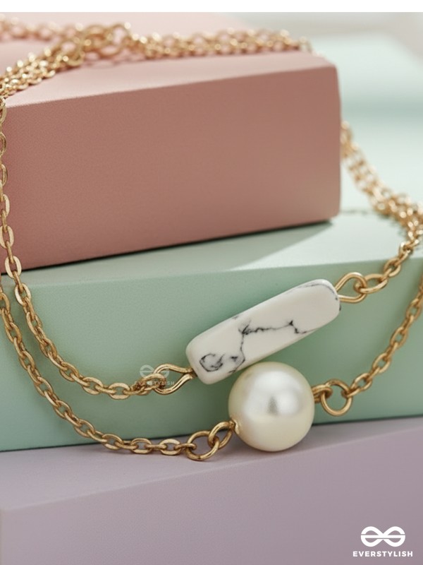 Treasures of Sea- Golden Pearl Bracelet