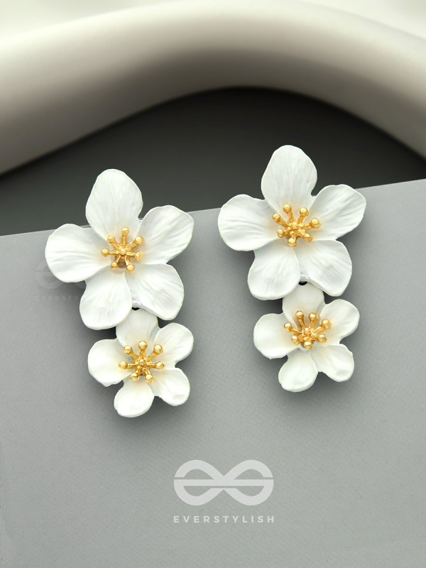 Paired Periwinkles- Statement Acrylic Earrings (Daisy White)