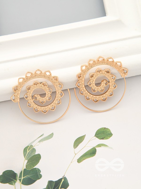 The Flaming Spiral- Chic Golden Earrings