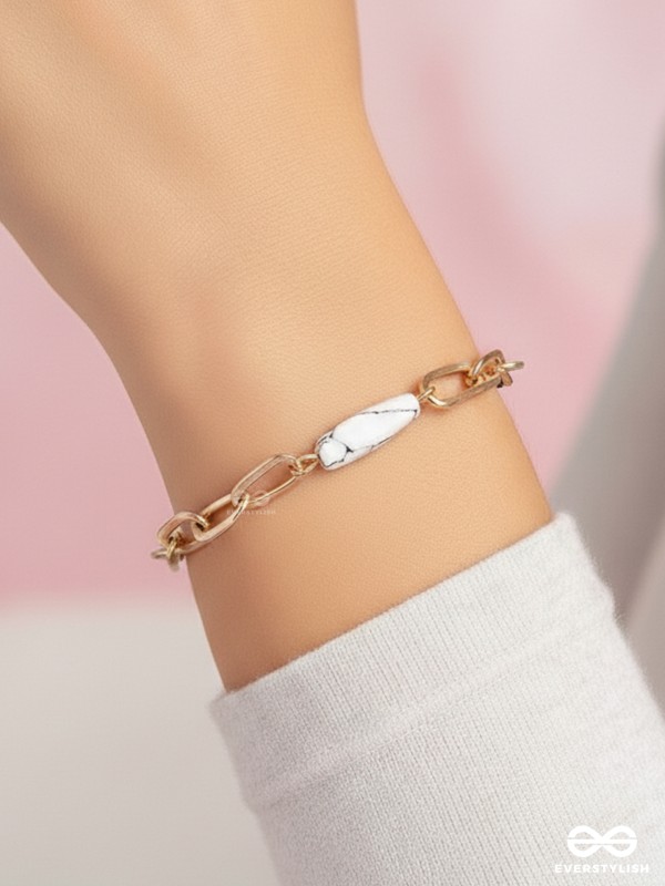 The Chain Reaction- Golden Stone Bracelet