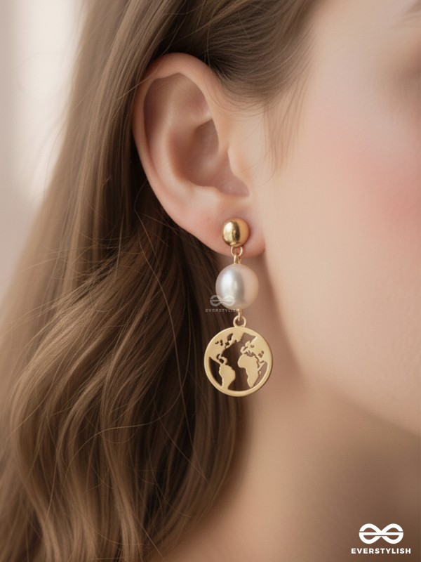 The Frosty Globe- Golden Pearl Earrings