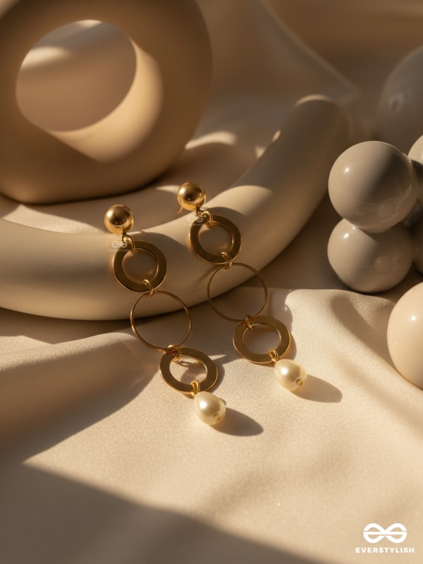 The Drizzly Loops- Golden Pearl Earrings