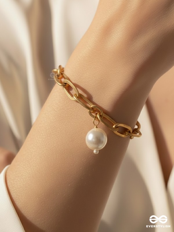 The Linkin Pearl- Golden Pearl Bracelet